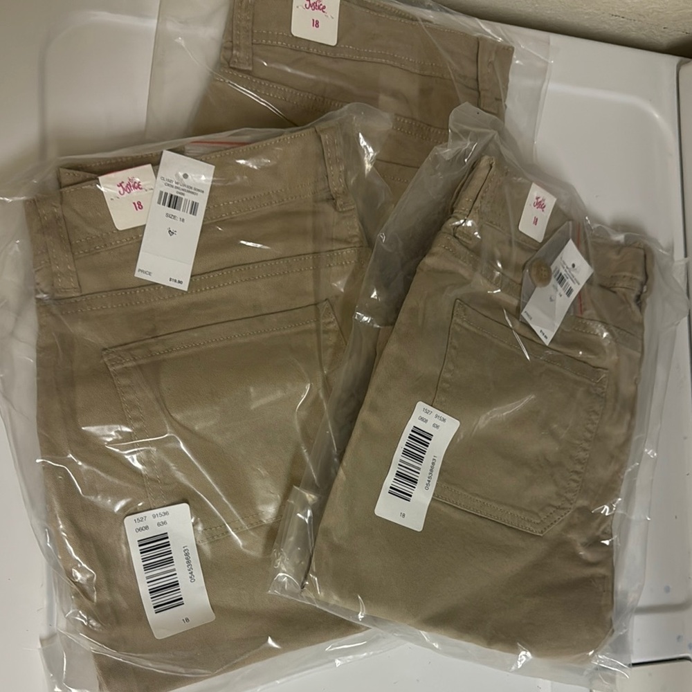 Jolie Beige Chinos